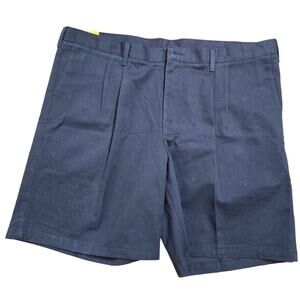 NWT's-Lee-Men's Casual Relaxed Fit Double Pleat Stain Resist Navy Shorts Size 46